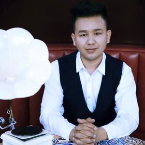 Gay骚年老头粗又长
